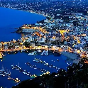 https://casa-red-blue.sicilyhotelsitaly.net
